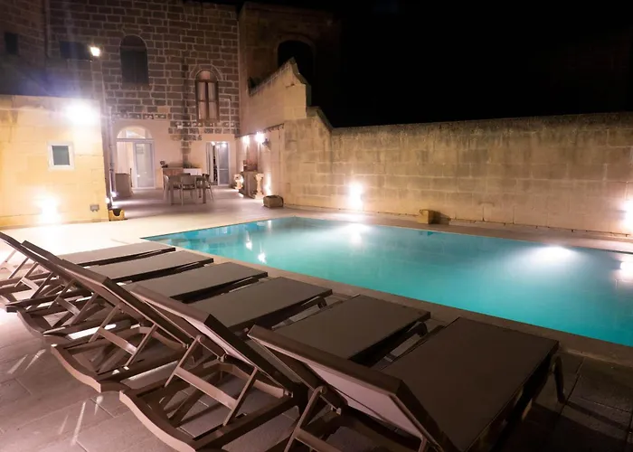 Surwig Vacation Townhouse 別荘 Kerċem